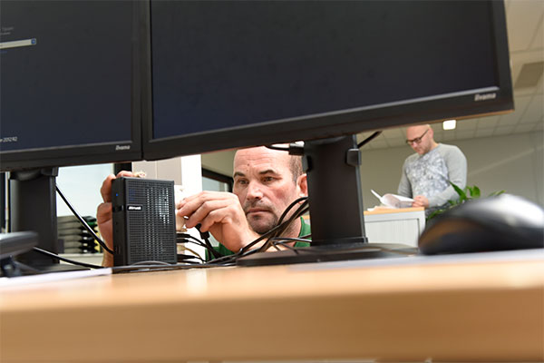 pot-zakelijk-ict-service Handyman verhuisbedrijf