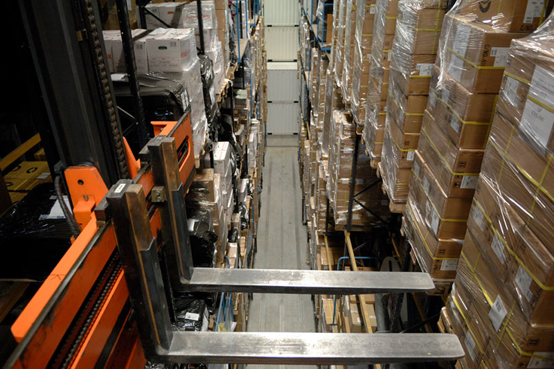 POT-vacature-magazijnmedewerker-heftruck